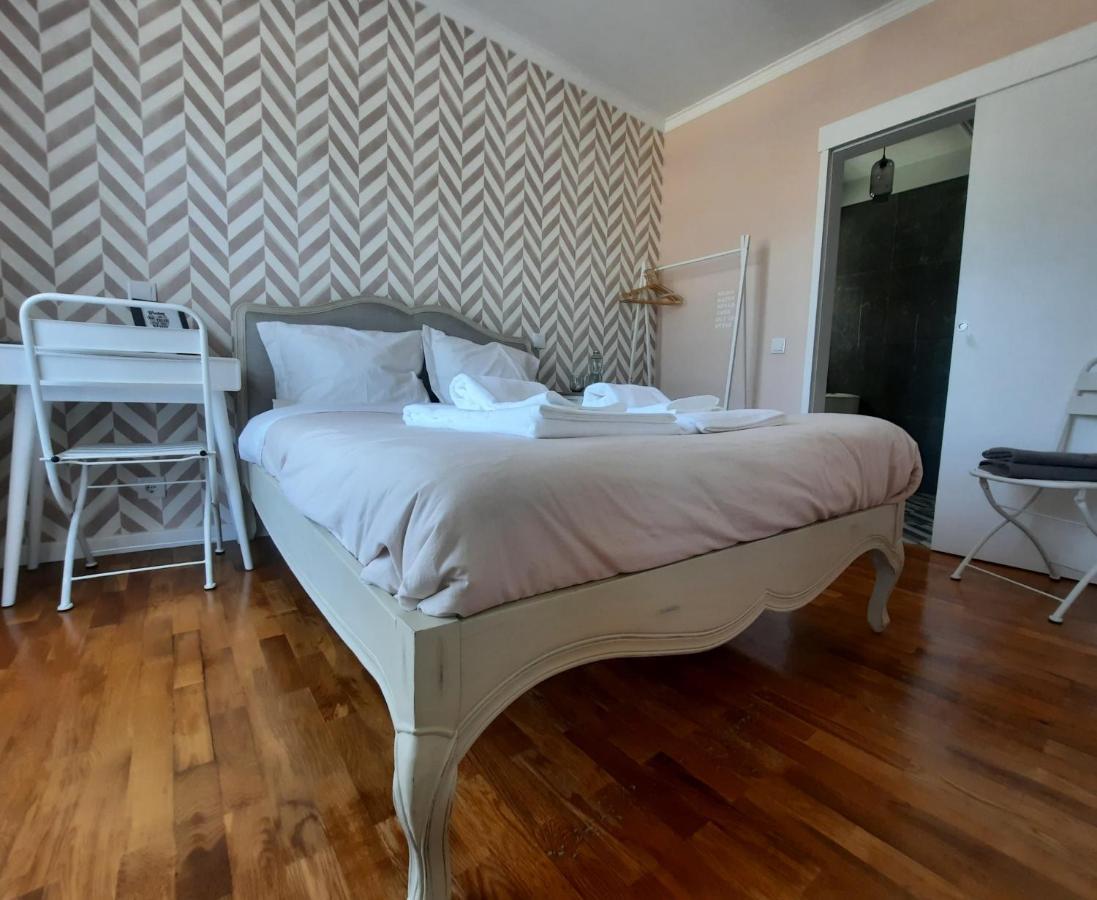 Smiling Places - Guest House In لابروغ المظهر الخارجي الصورة